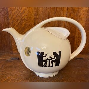 Hall Silhouette 64 Oz Glassware Federal Pitcher